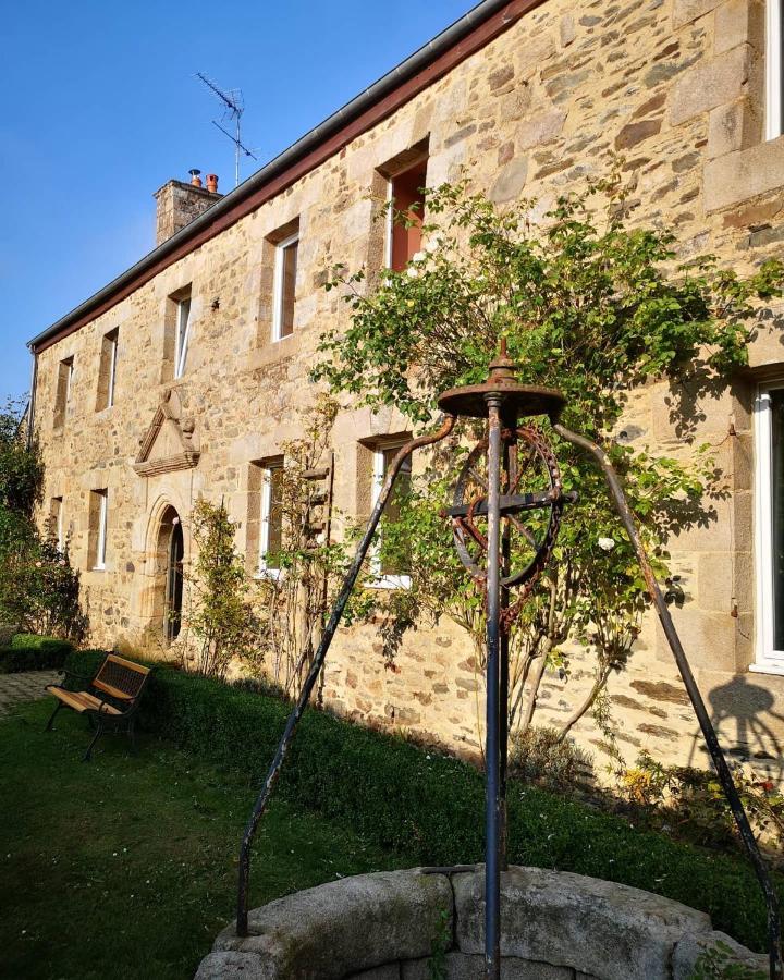 Le Domaine De Coat Rogan, La Chambre Du Jaudy Pommerit-Jaudy Eksteriør billede